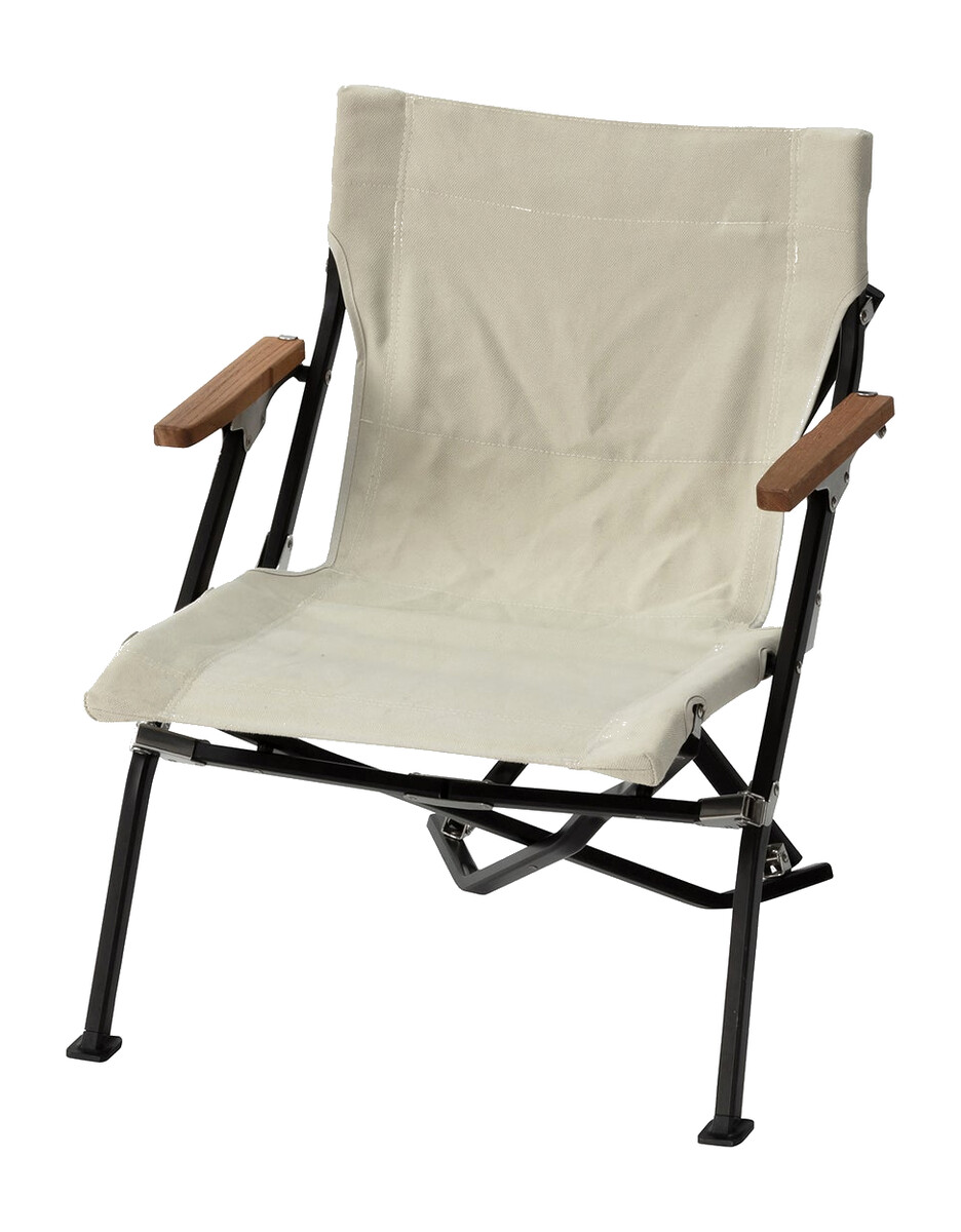 Low folding chair in ivory canvas with wooden armrests